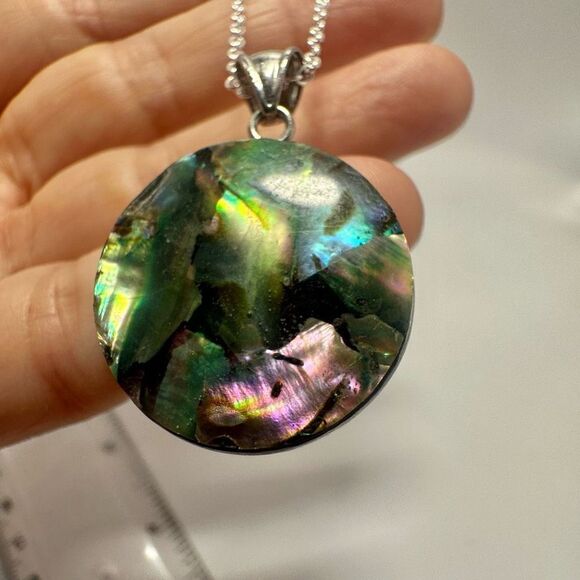 Abalone pendant necklace - Picture 4 of 11